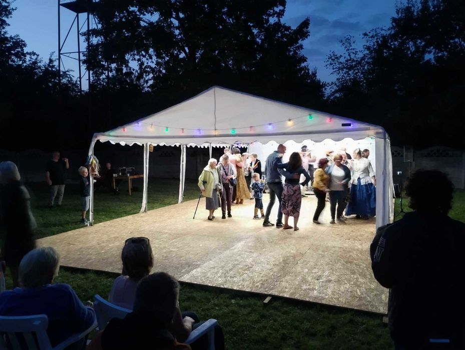 namioty nagrzewnice krzesła stoły