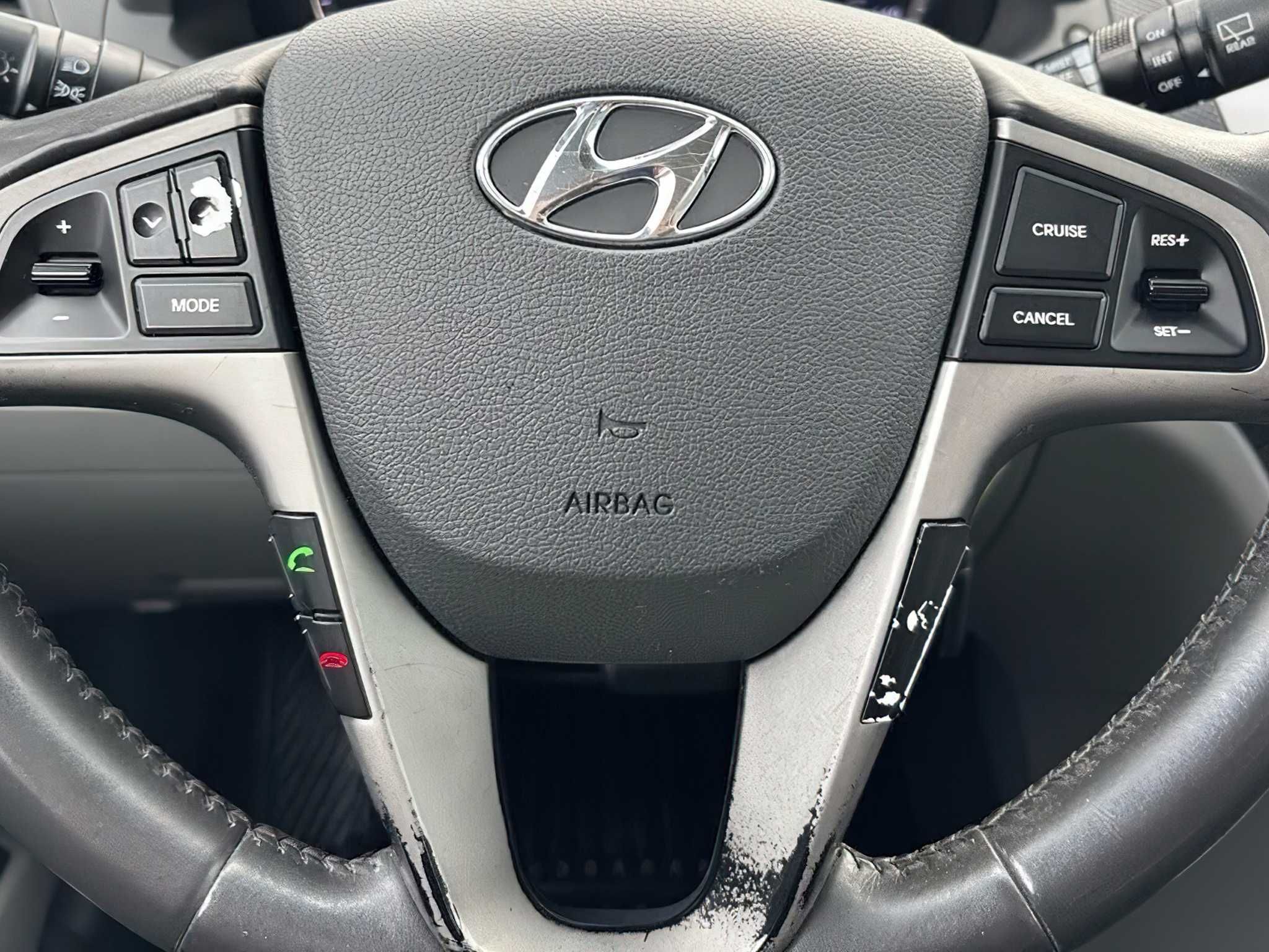 Hyundai Accent 2015