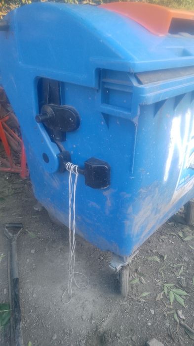 Kosz na śmieci..