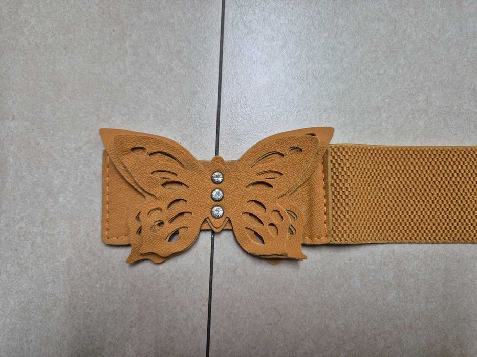 Cinto de senhora elástico amarelo torrado