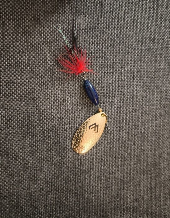 Obrotówka Mikado M-Grub nr 4 - Złota, Blue Knight