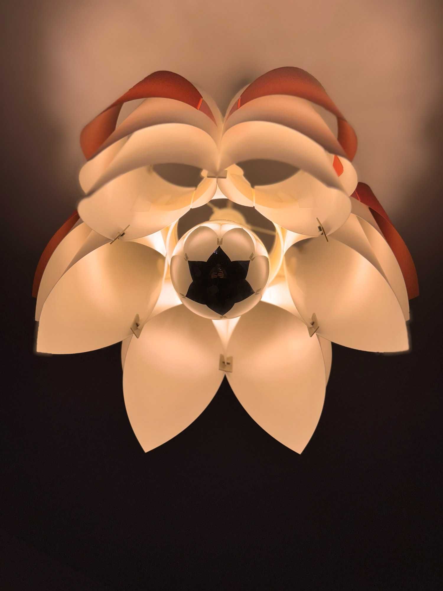Candeeiro suspenso “Ballet” — design Lars Eiler Schiøler ( anos 70)