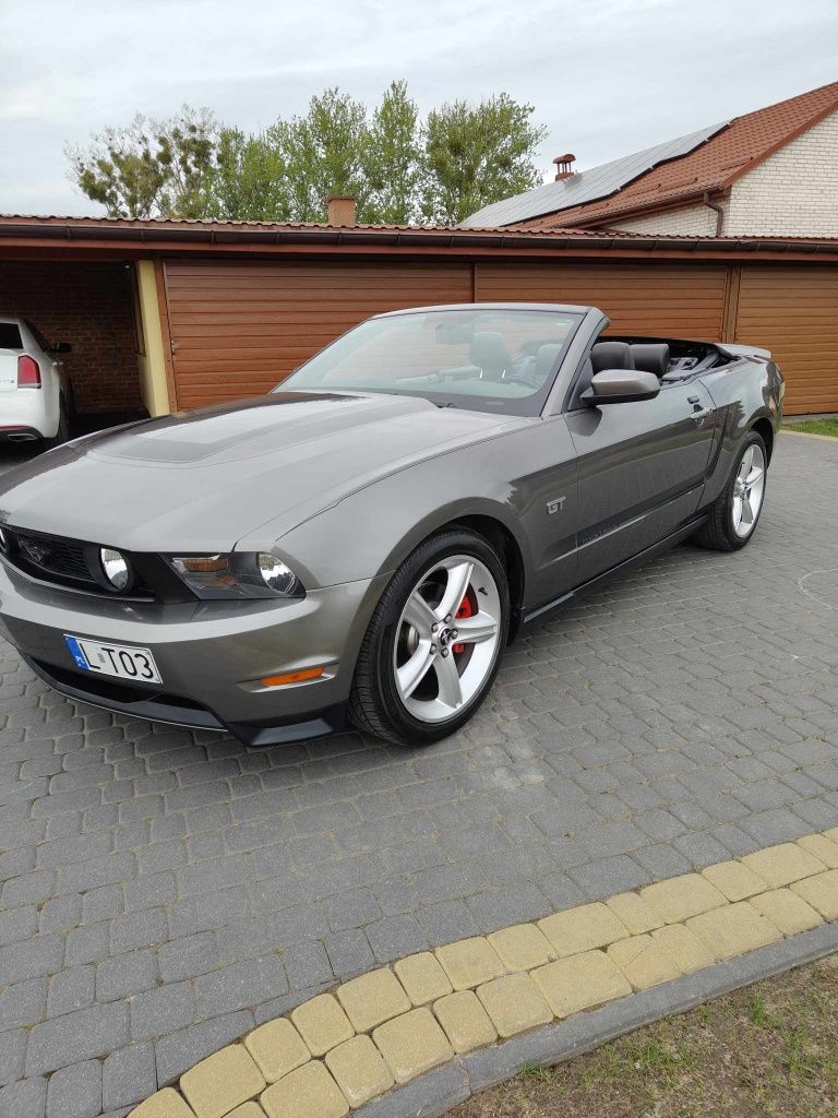 Ford Mustang 4.6 V8 gt