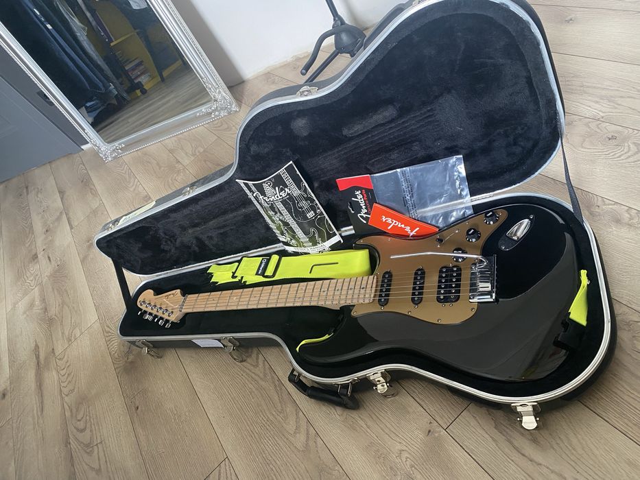 Fender deluxe montego black 2008