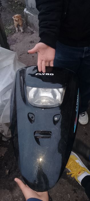 Продам скутер 50кубов на ходу только нужно злелаты тросик газа йестдок