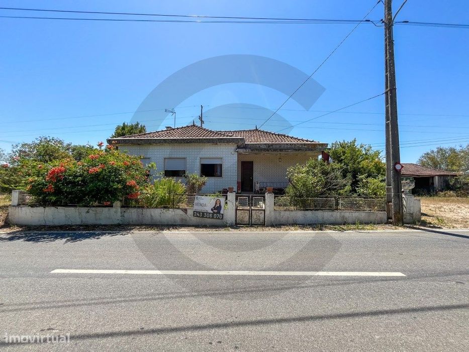 Moradia T3 com anexos