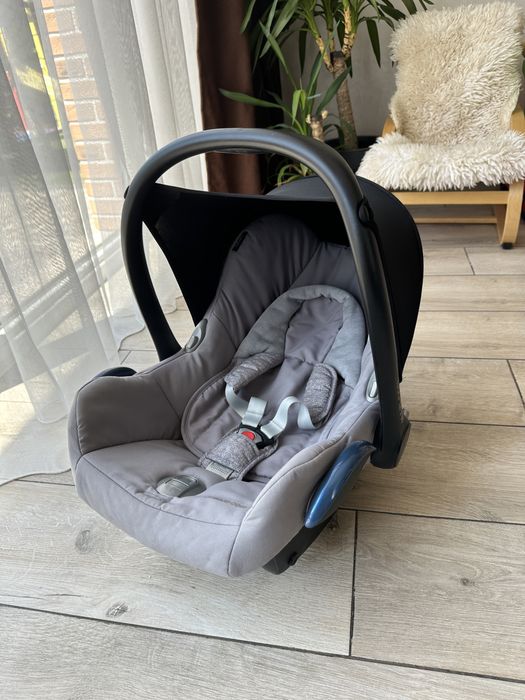Maxi-Cosi автокрісло CabrioFix 0-13 кг автокресло автолюлька