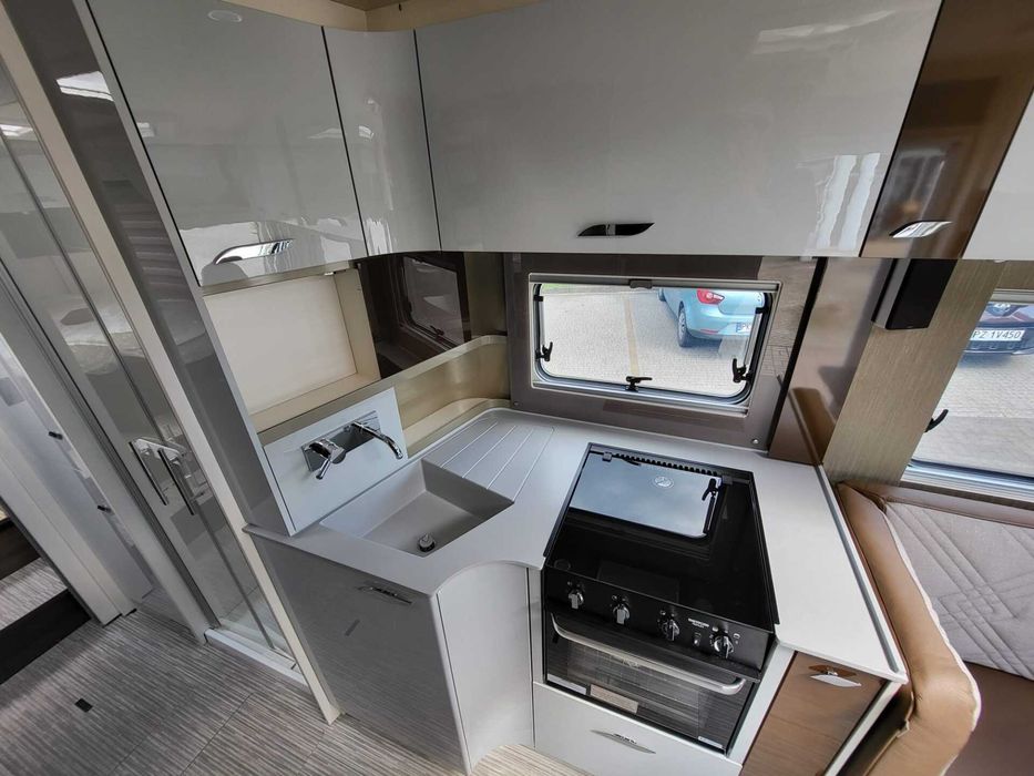 Kamper Burstner Elegance SLC I 910 G