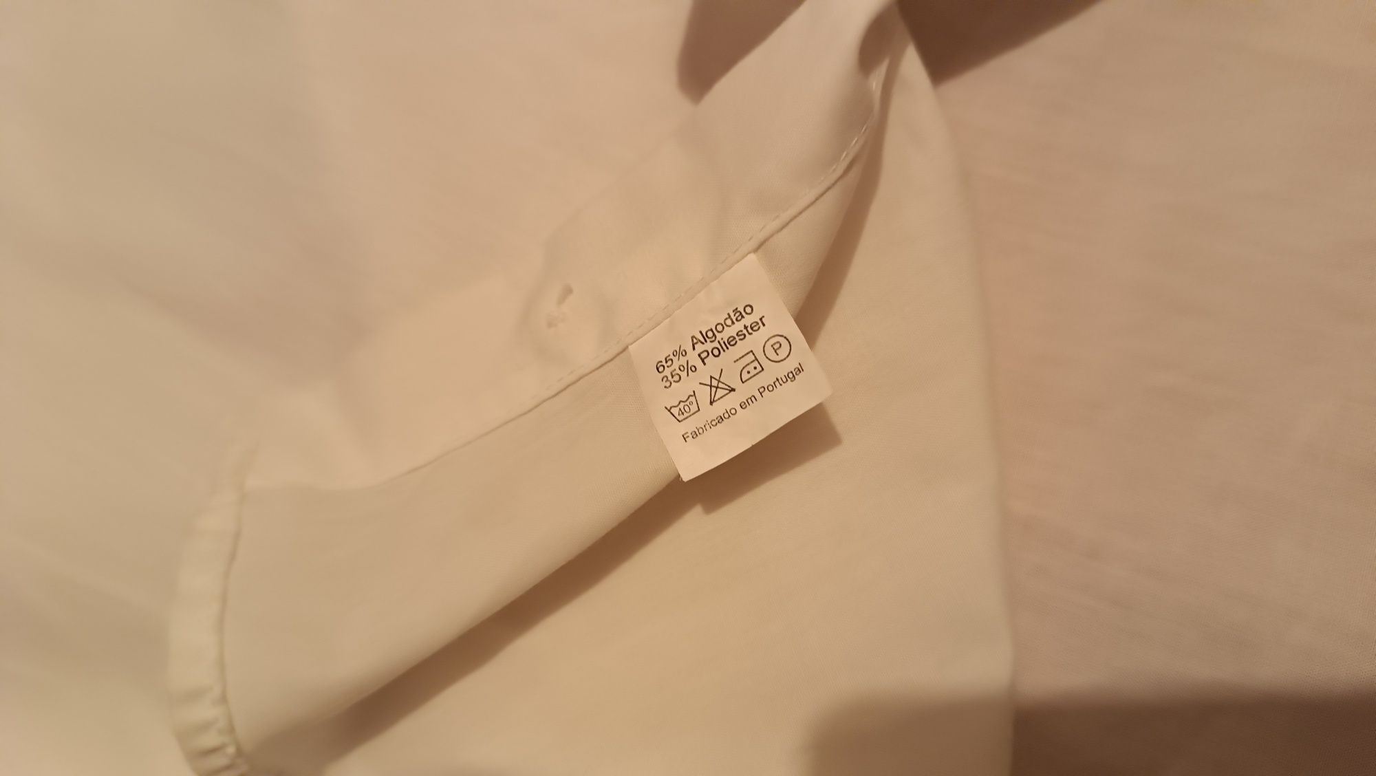 Camisa branca. PTN Store. Rapaz 10 Anos
