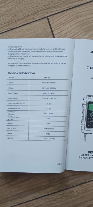 Prostownik ładowarka akumulatorów 12V 24V funkcją naprawy