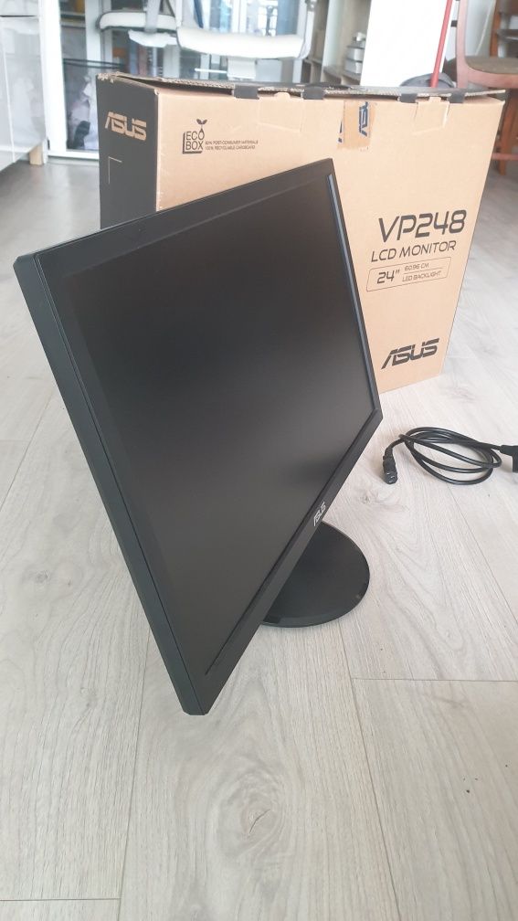 Monitor LCD Asus 24"