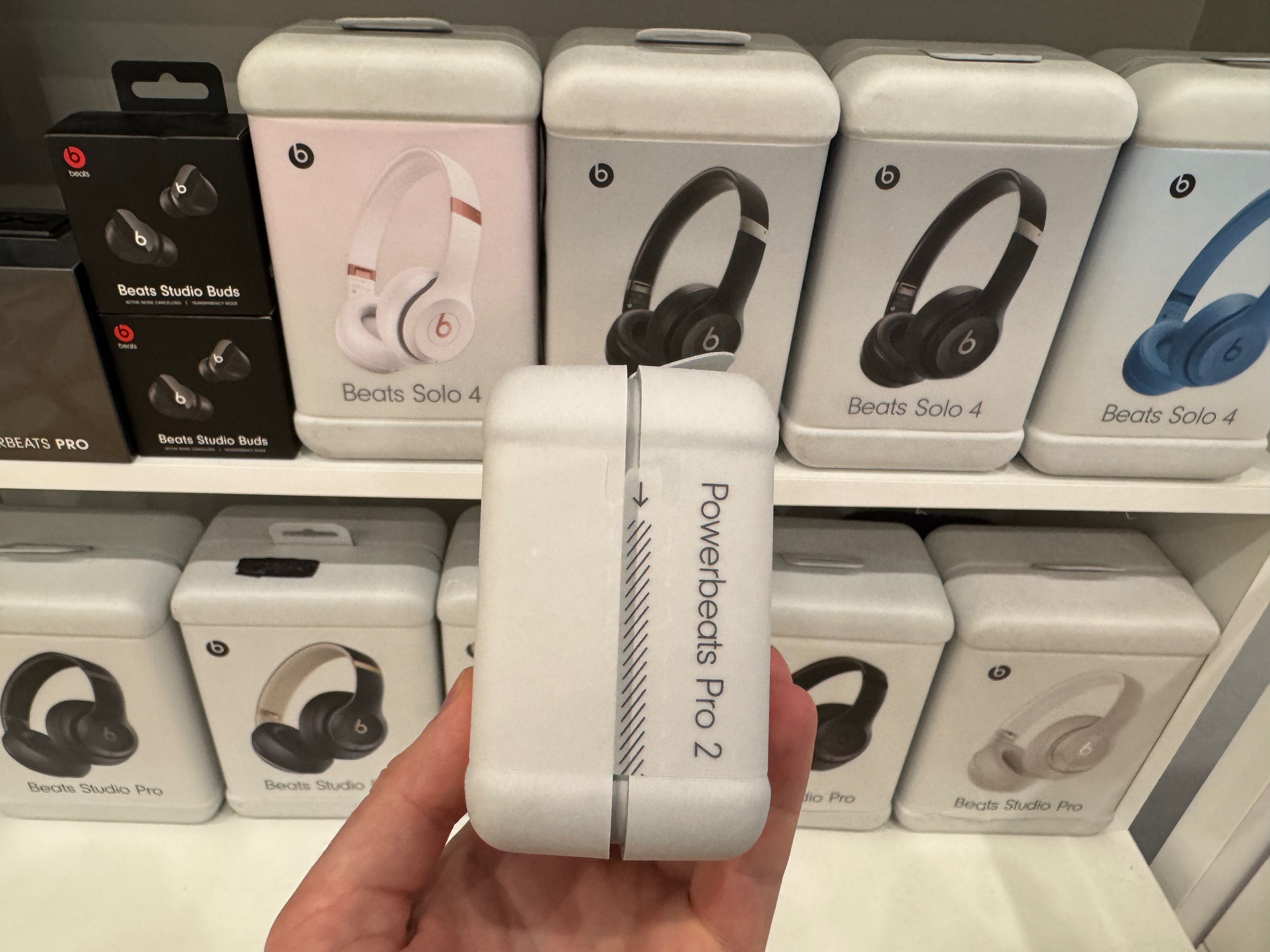 Найкраща ціна Beats Powerbeats Pro 2 Jet Black MX723 MX733 MX743