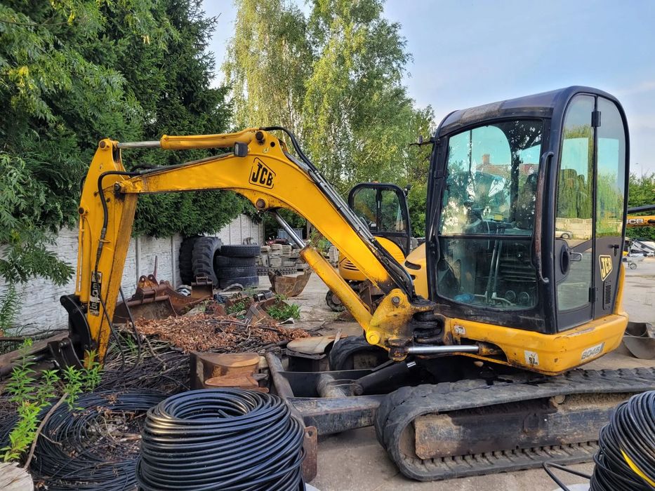 JCB 8045  JCB 8045 2007r. Uchylna skarpówka