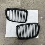 Ноздри bmw x1 e84 решотка радиатора решітка бмв Х1 Е84 BMW 10-15рр.