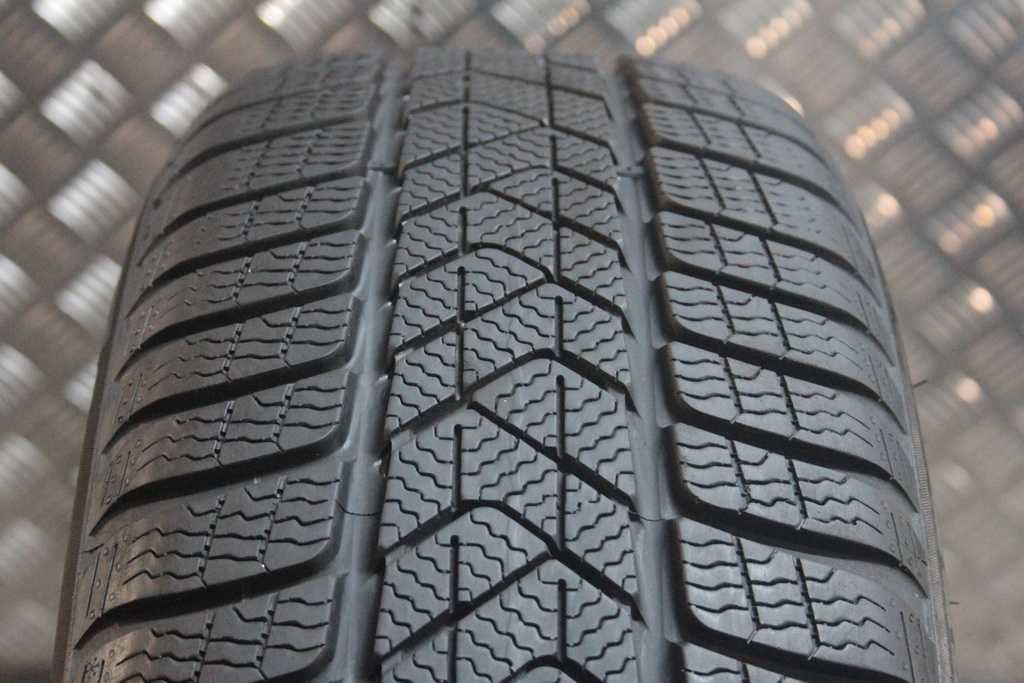 205/50/17 Pirelli Sottozero 3 205/50 R17 93H XL 8mm 2022r