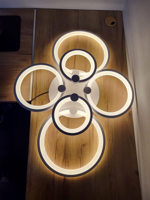 Lampa/żyrandol led