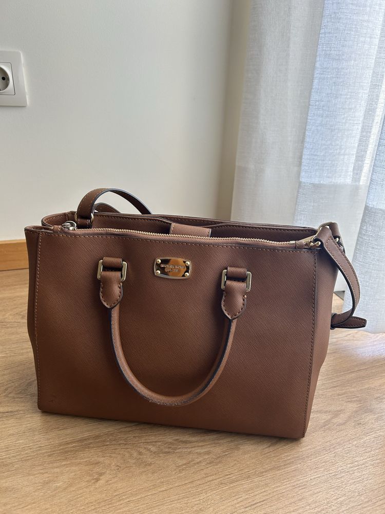 Mala Michael Kors camel