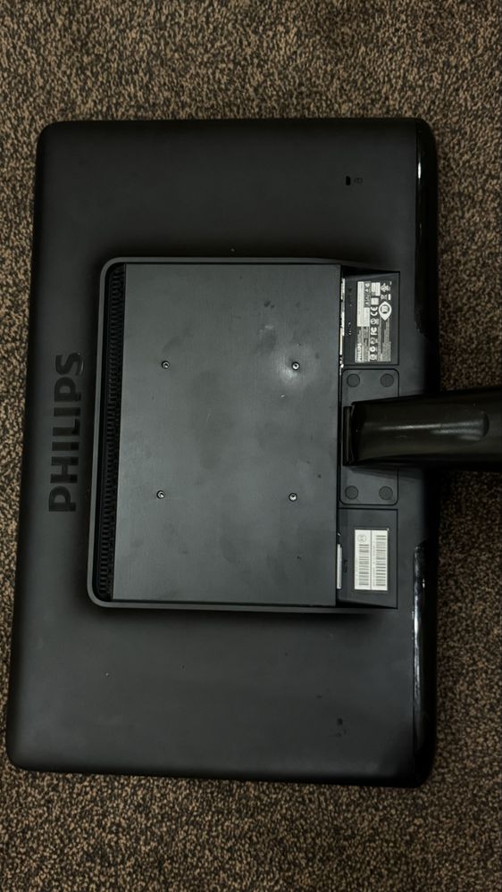 Монитор philips