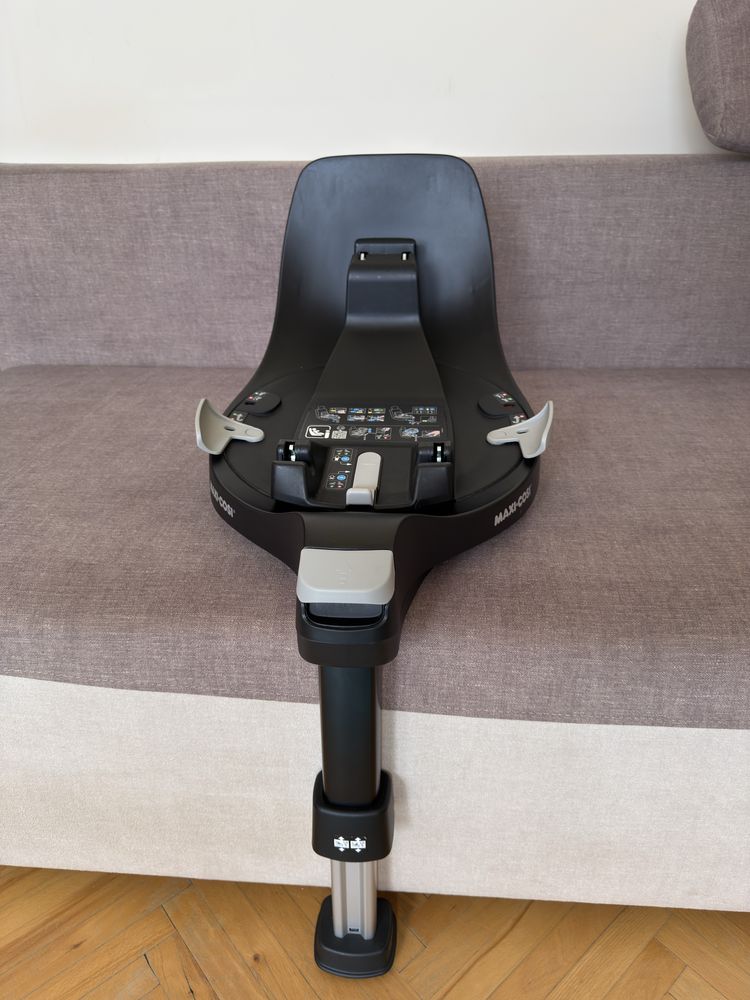 Maxi Cosi Pebble 360 + Baza family fix 360