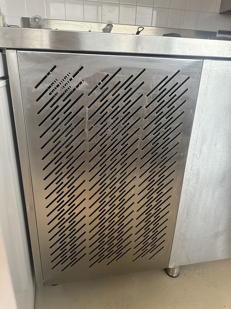 Bancada de frio com 2 portas