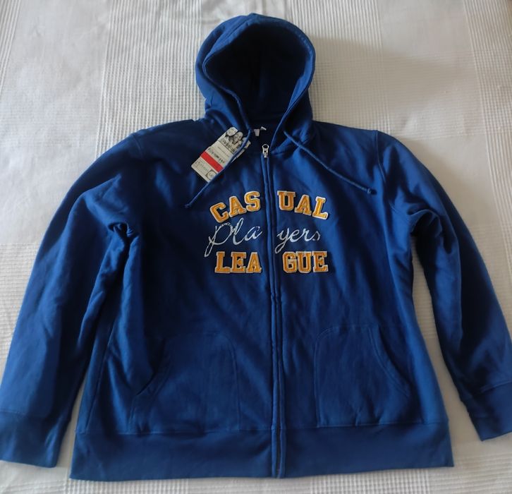 Кофти / толстовки жіночі Yessica нові. XL