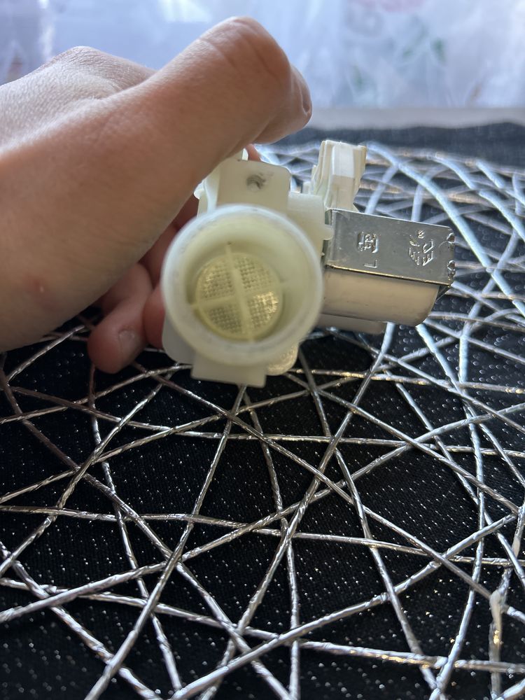 Elektrozawór Whirlpool FFB9258 SV PL