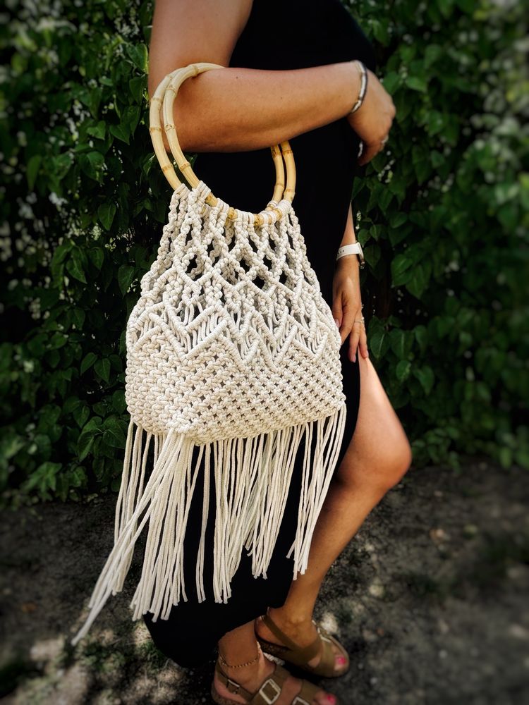 Torebka boho na lato frędzle pleciona