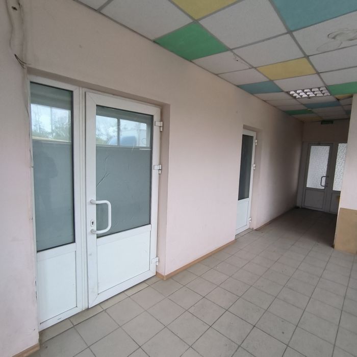 Оренда фасадного приміщення вул. Київська