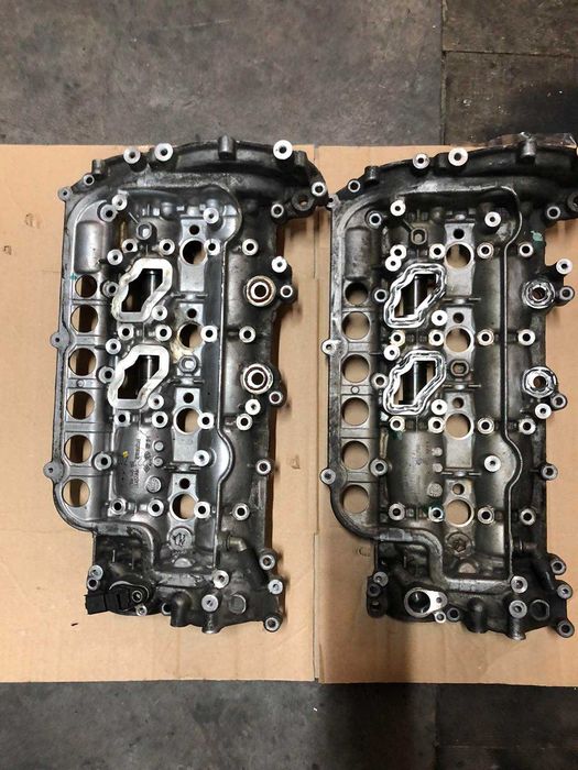 Кришка ГБЦ з розпредвалами Renault Trafic 2.0 dci Opel Vivaro 2.0 dci