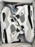 Air_Jordan 4_Retro_MilitaryBlackâ€™s BiałyRoz.42