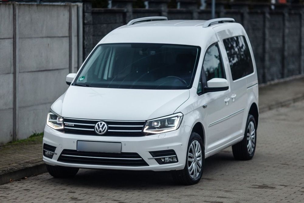 Volkswagen Caddy 2,0 TDI 4 Motion Highline Alkantara Led Nawi Kamera Distronik Idealny
