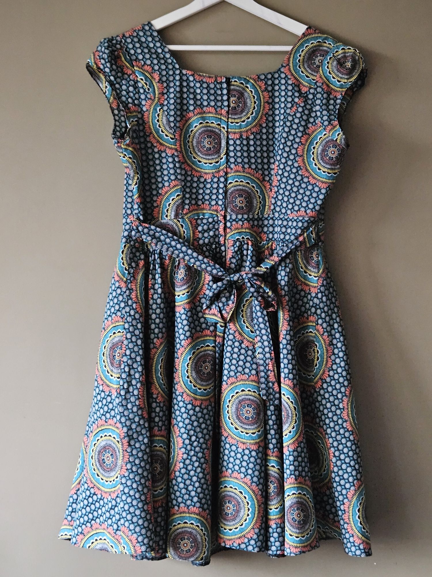 Sukienka na lato rozmiar 16 XL Lady Vintage