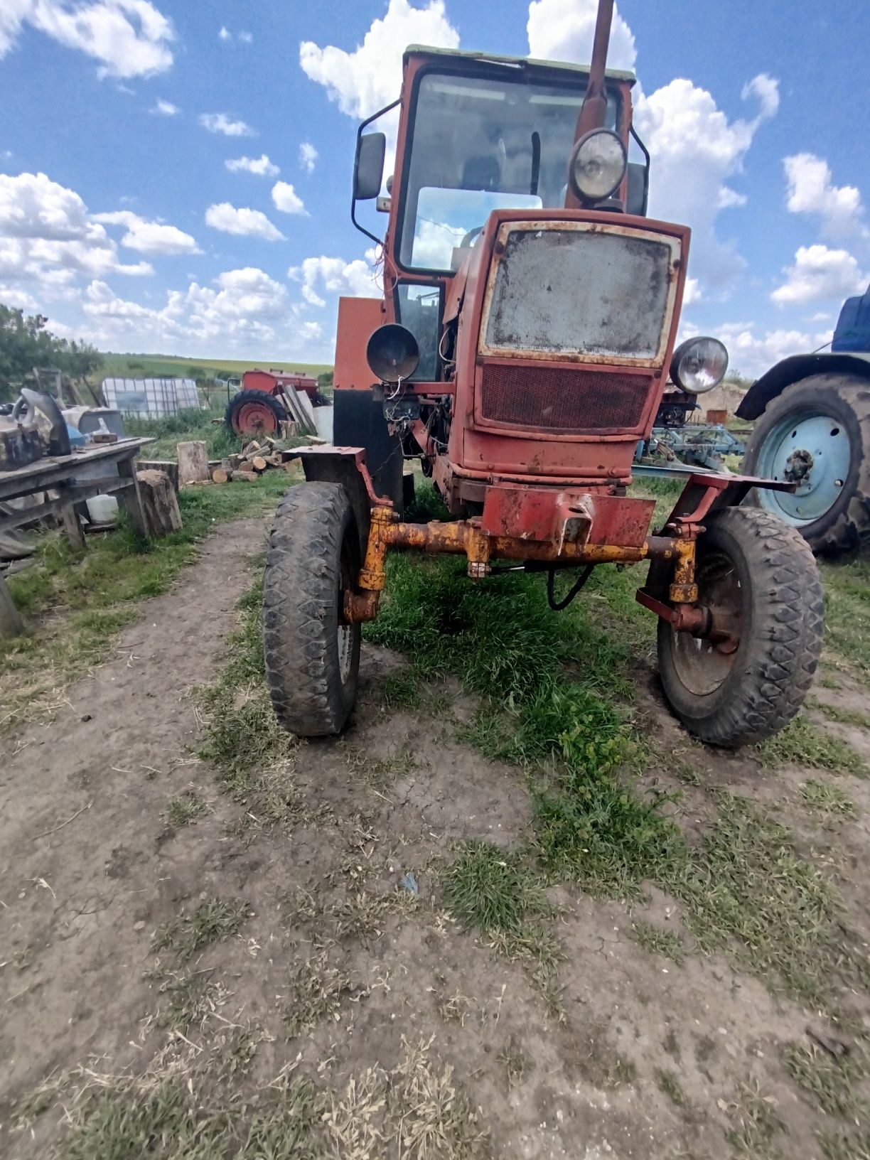 Продам трактор ЮМЗ-6 АКЛ