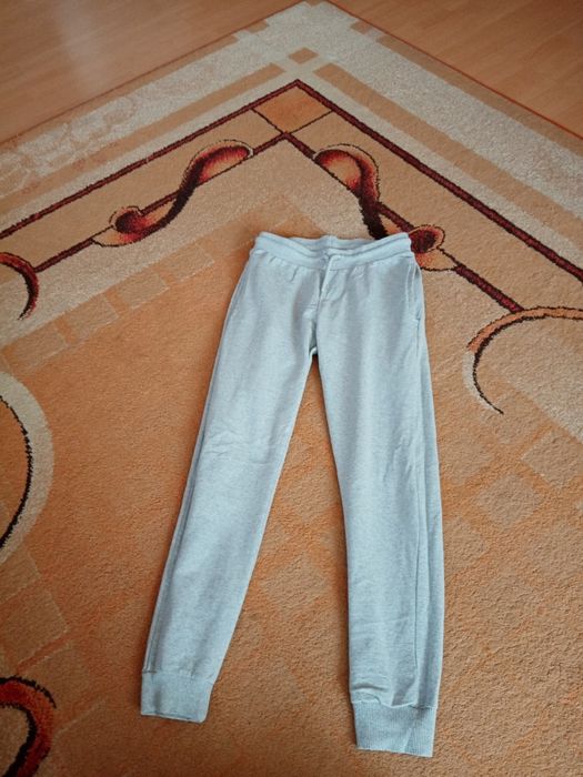 Dresy chłopięce 152