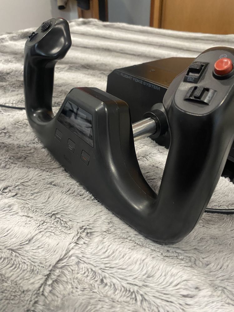 Saitek Pro Flight yoke com mods