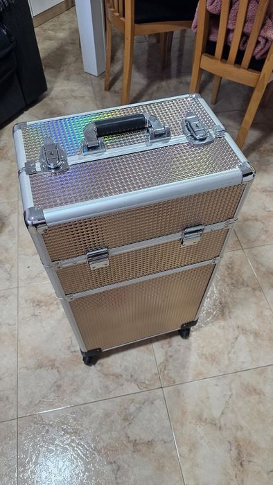 Mala/ trolley de estética maquilhagem rose gold