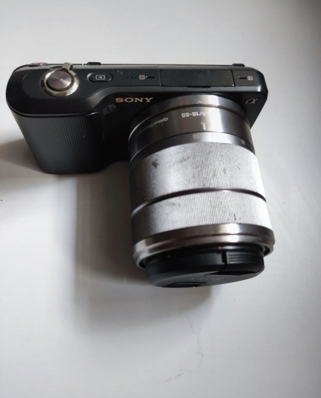 Sony NEX 3 z obiektywem