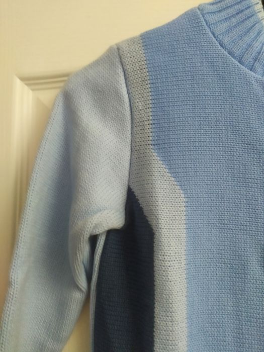 Sweter chłopięcy roz. 122