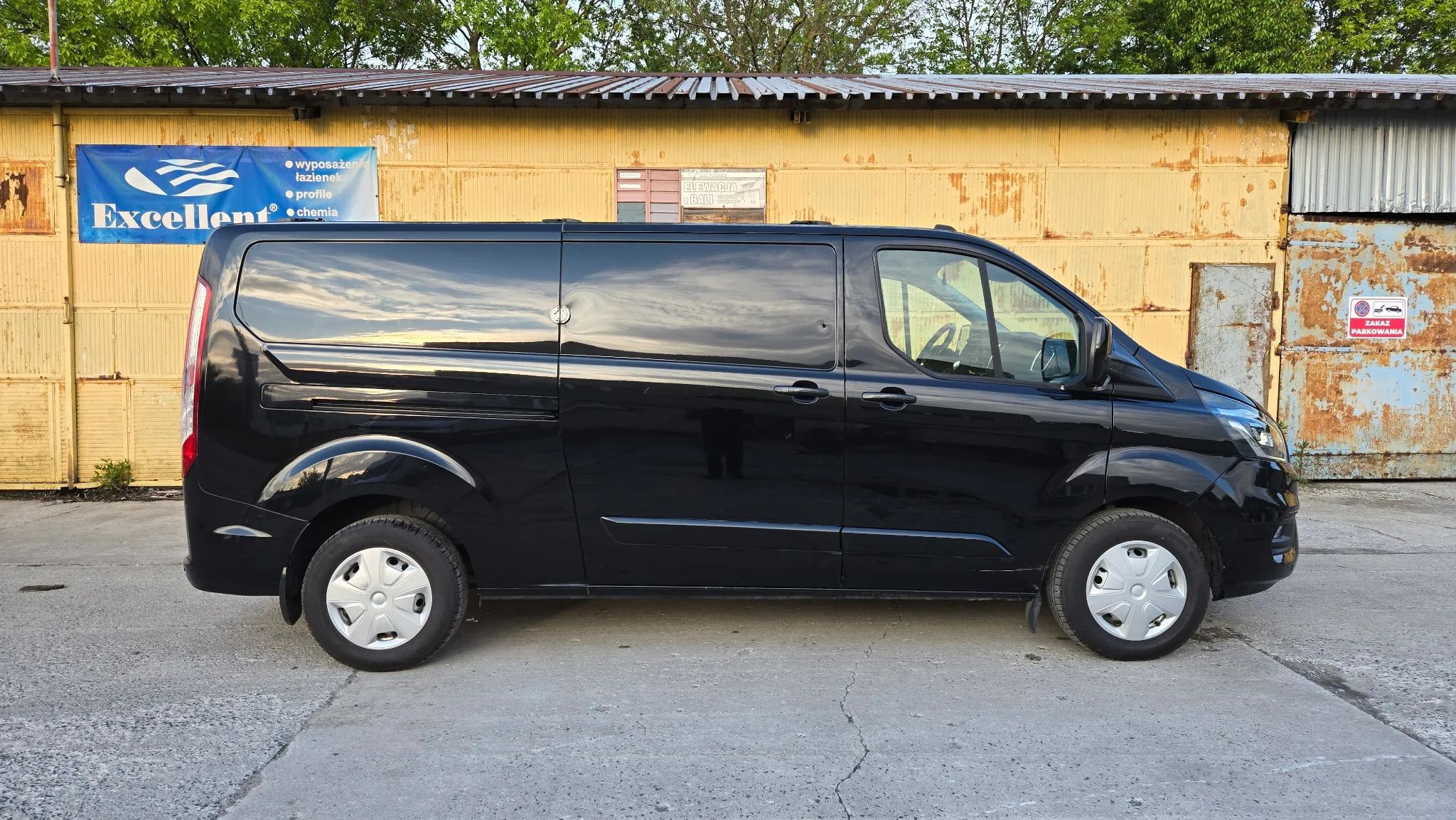 Ford transit custom  FUL LIMITED 2.0Tdci 170ps L2H1 FV23% Bi-Xenon Automat Car Play Webasto