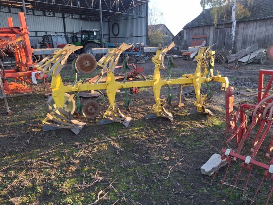 Pług obrotowy 4 skibowy Widder