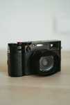 Fujifilm X100V + Tiffen Black Pro-Mist 1/4 + 2 Baterias + Extras