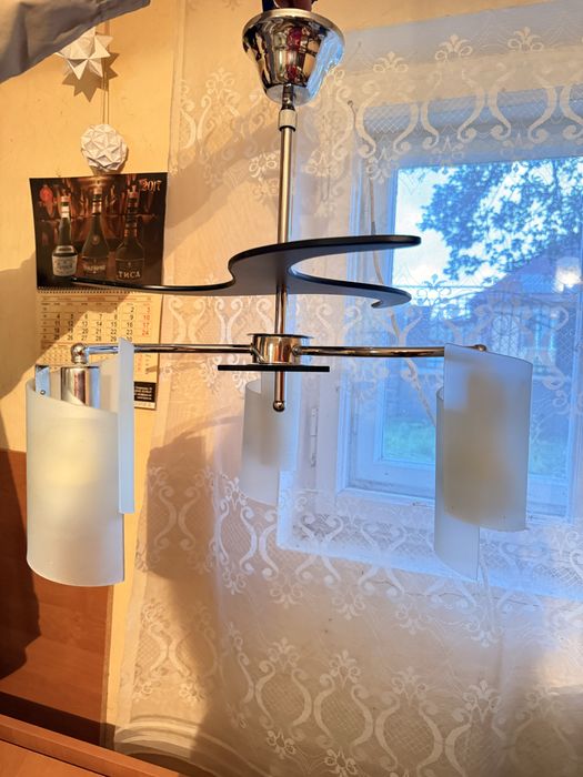 Люстра електрична