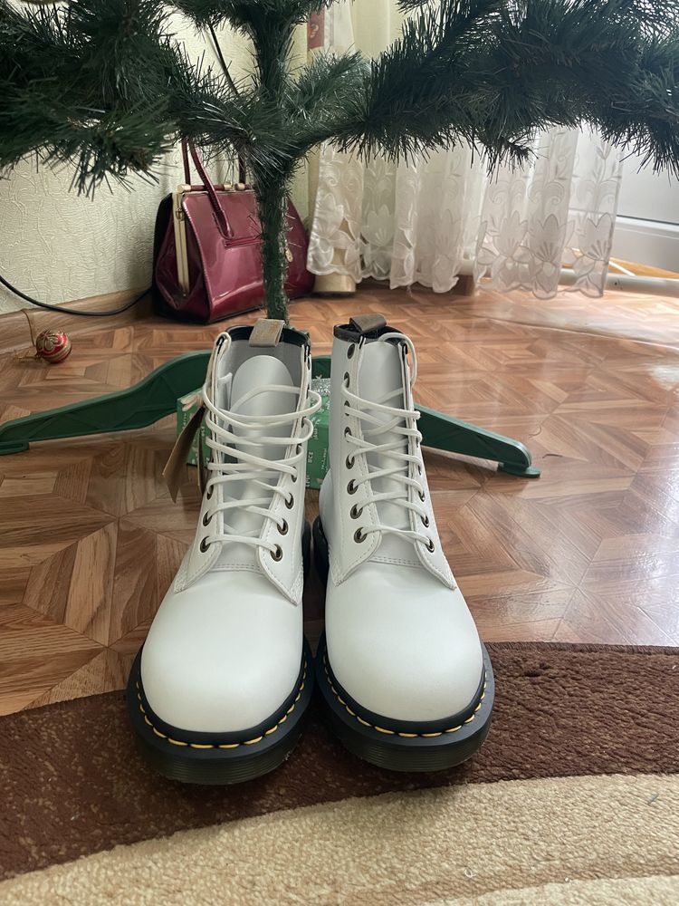 Жіночі ботинки Martens original