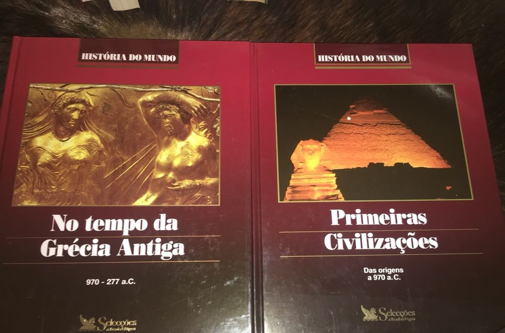 2 livros da coleção História do Mundo