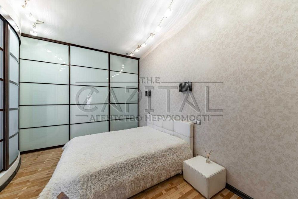 Большая Васильковская купити квартиру в центрі, 100 м2, рядом Гулливер