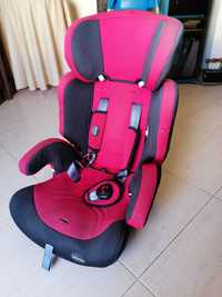 Cadeira de carro para crianca usada como novo
