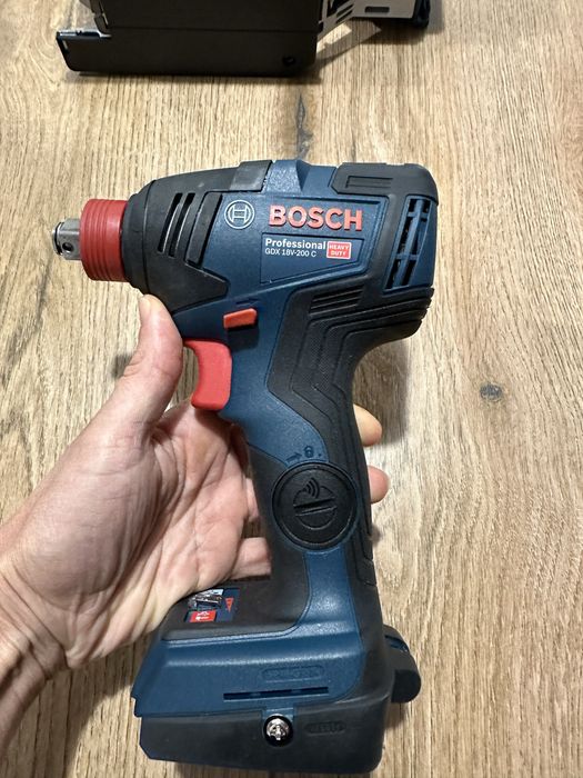 Zestaw nowego sprzętu Bosch