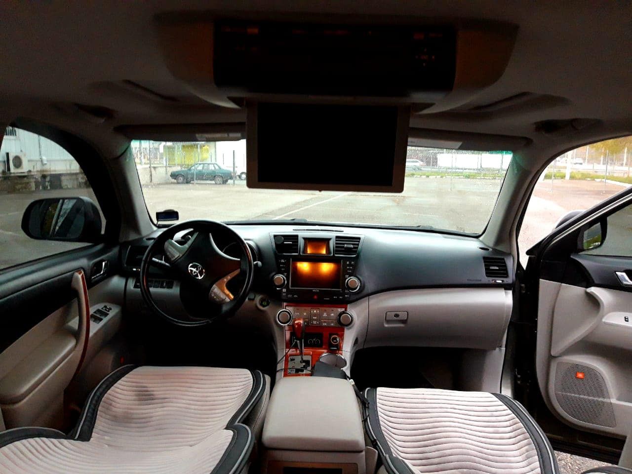 Продам Toyota Highlander 2008