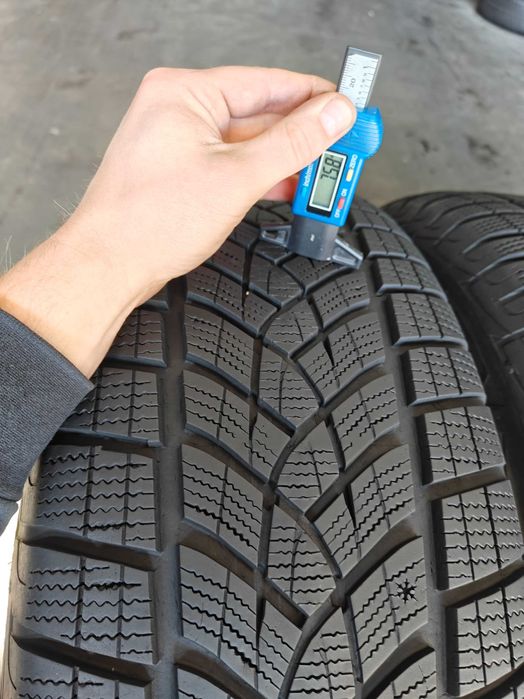 GoodYear Ultragrip Ice R17 265 65 зимові шини добрий стан
