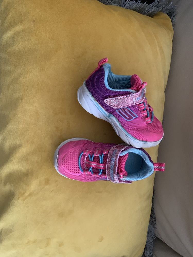 Sapatilha skechers, tam. 21